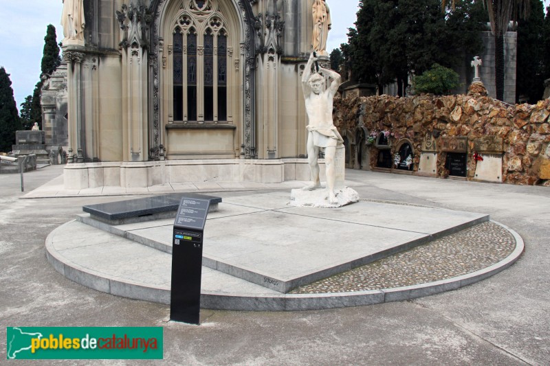 Cementiri de Montjuïc - Sepultura Vial Solsona (Foto: Albert Esteves, 2015) Cementiri de Montjuïc - Sepultura Vial Solsona