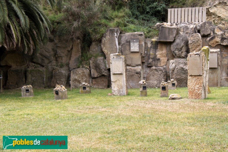 Cementiri de Montjuïc - Fossar de la Pedrera, memorial jueu (Foto: Albert Esteves, 2015) Cementiri de Montjuïc - Fossar de la Pedrera, memorial jueu
