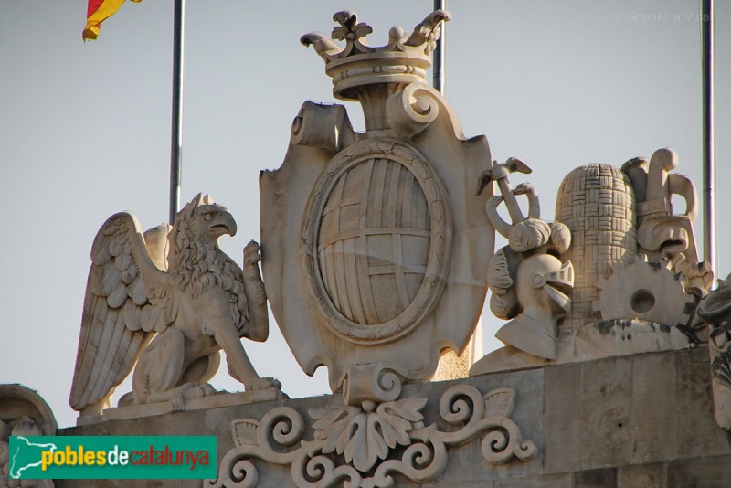 Barcelona - Casa de la Ciutat - Detall façana (Foto: Graciel·la Vidal, 2015) Barcelona - Casa de la Ciutat - Detall façana