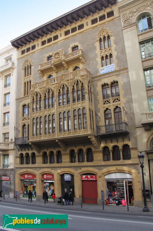 Barcelona - Via Laietana, 15 (Foto: Albert Esteves, 2015) Barcelona - Via Laietana, 15