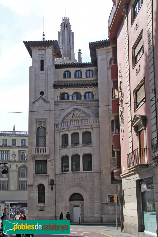 Barcelona - Edifici de la Caixa (Via Laietana) (Foto: Albert Esteves, 2015) Barcelona - Edifici de la Caixa (Via Laietana)