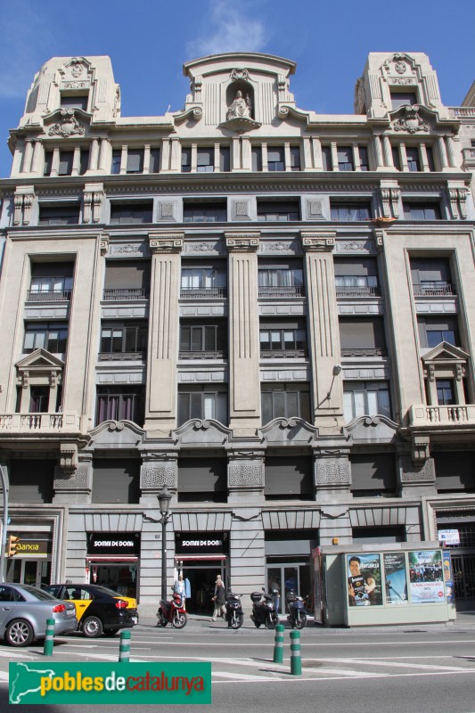 Barcelona - Edifici La Equitativa (Foto: Albert Esteves, 2015) Barcelona - Edifici La Equitativa