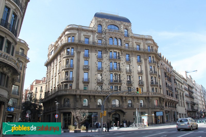 Barcelona - Via Laietana, 49 (Foto: Albert Esteves, 2015) Barcelona - Via Laietana, 49