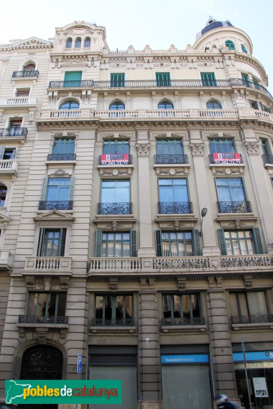 Barcelona - Via Laietana, 47 (Foto: Albert Esteves, 2015) Barcelona - Via Laietana, 47