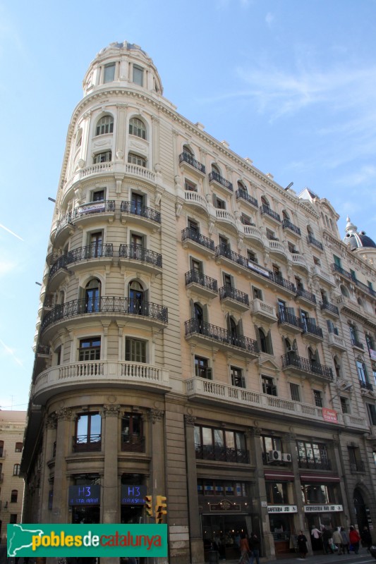 Barcelona - Via Laietana, 45 (Foto: Albert Esteves, 2015) Barcelona - Via Laietana, 45