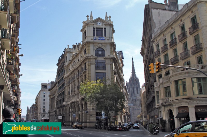 Barcelona - Col·legi d'Enginyers (Foto: Albert Esteves, 2015) Barcelona - Col·legi d'Enginyers