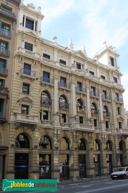 Barcelona - Col·legi d'Enginyers (Foto: Albert Esteves, 2015) Barcelona - Col·legi d'Enginyers