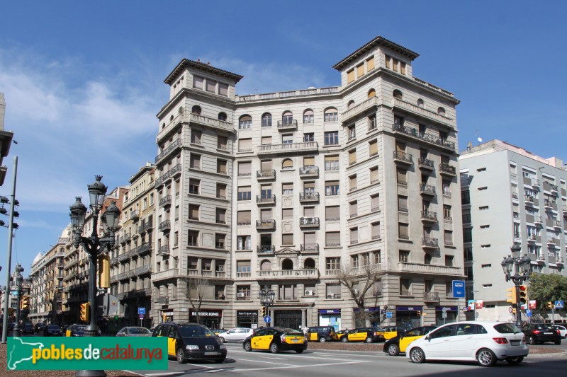 Barcelona - Via Laietana, 36 (Foto: Albert Esteves, 2015) Barcelona - Via Laietana, 36