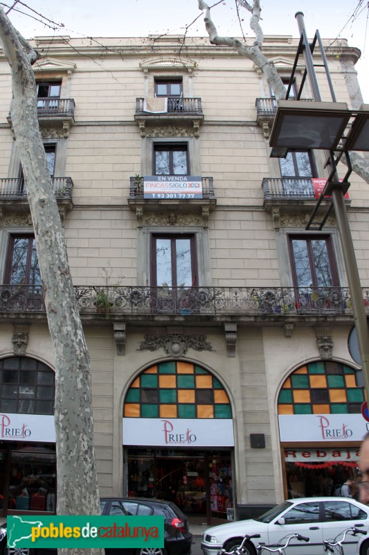 Barcelona - Rambla, 39 (Foto: Albert Esteves, 2015) Barcelona - Rambla, 39