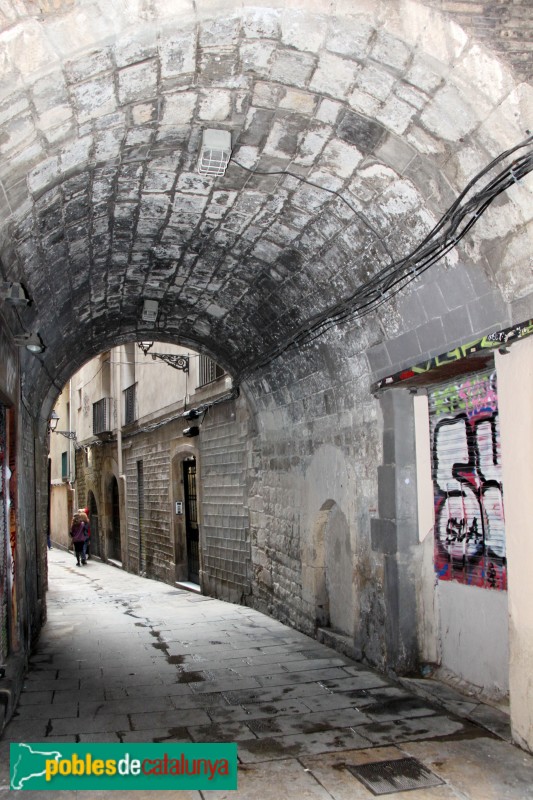 Barcelona - Casa de la Volta del Remei (Foto: Albert Esteves, 2015) Barcelona - Casa de la Volta del Remei