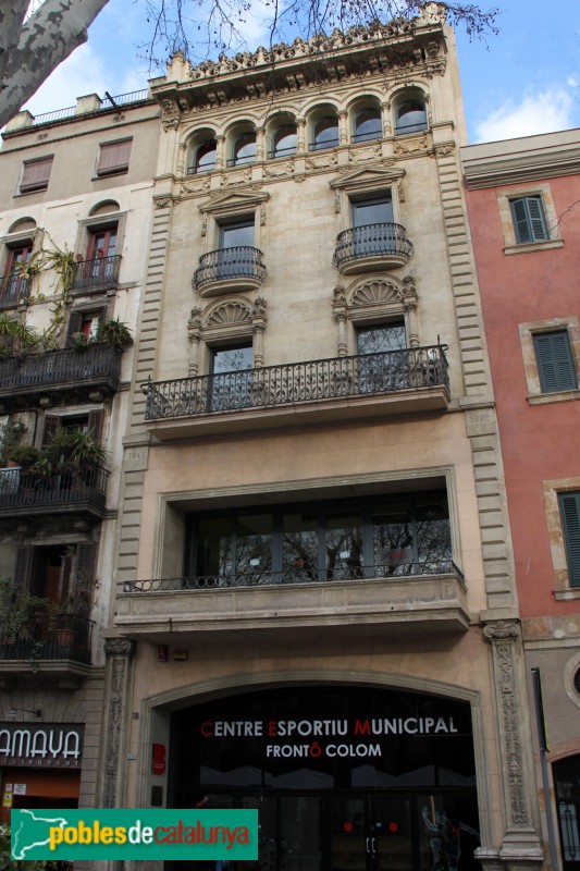 Barcelona - Casa Napoleó (Frontó Colom) (Foto: Albert Esteves, 2015) Barcelona - Casa Napoleó (Frontó Colom)