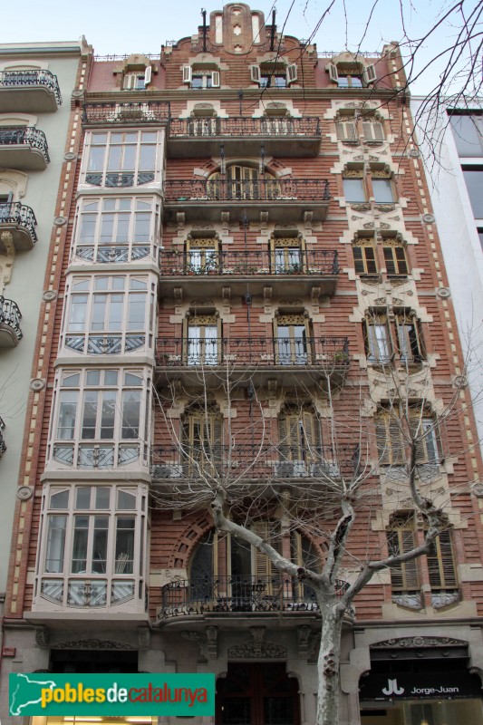 Barcelona - València, 241 (Foto: Albert Esteves, 2015) Barcelona - València, 241