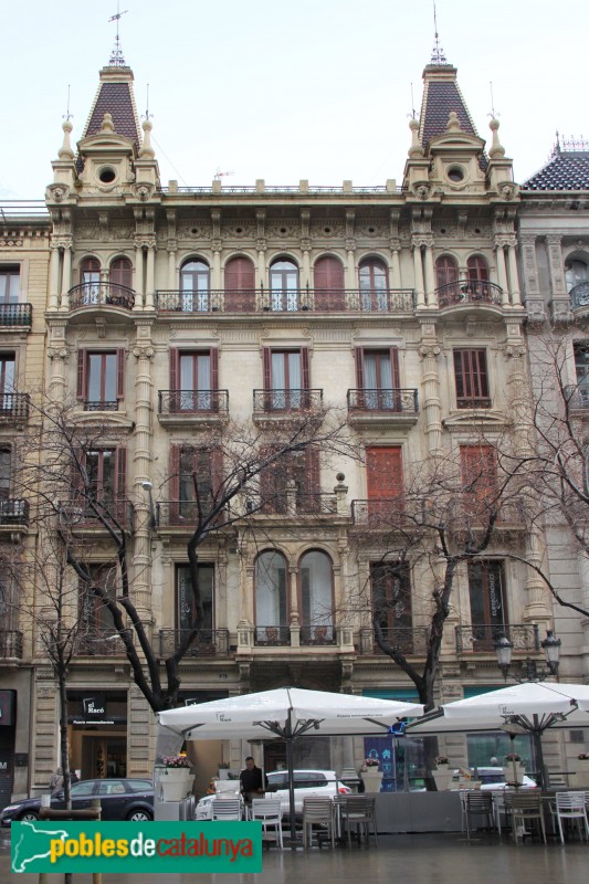Barcelona - Rambla Catalunya, 25 (Foto: Albert Esteves, 2015) Barcelona - Rambla Catalunya, 25