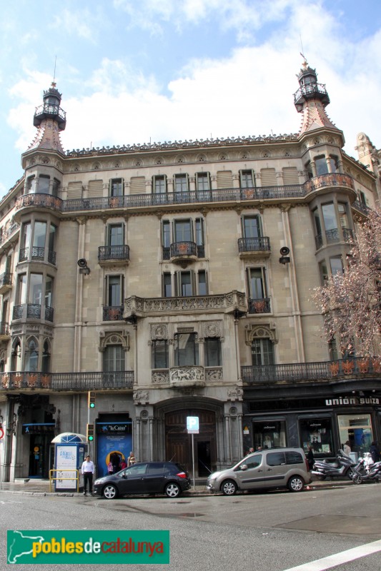 Barcelona - Rambla Catalunya, 17 (Foto: Albert Esteves, 2015) Barcelona - Rambla Catalunya, 17