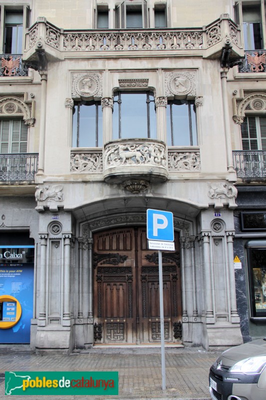 Barcelona - Rambla Catalunya, 17 (Foto: Albert Esteves, 2015) Barcelona - Rambla Catalunya, 17