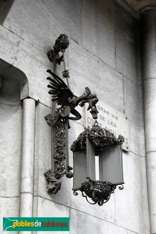 Barcelona - Rambla Catalunya, 17 (Foto: Albert Esteves, 2015) Barcelona - Rambla Catalunya, 17