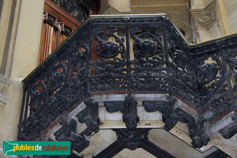 Barcelona - Rambla Catalunya, 17 (Foto: Albert Esteves, 2015) Barcelona - Rambla Catalunya, 17