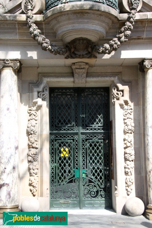 Barcelona - Passeig de Gràcia, 48 (Foto: Albert Esteves, 2015) Barcelona - Passeig de Gràcia, 48