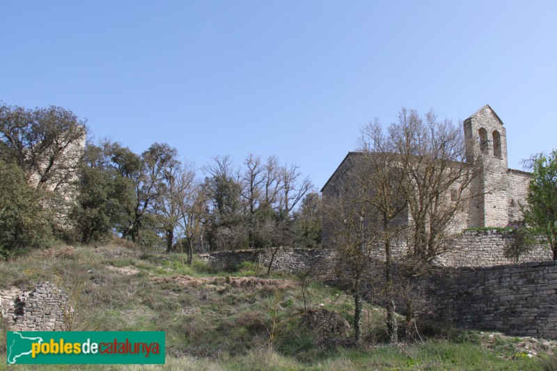 Estaràs - Santa Maria de Gàver i castell, a l'esquerra (Foto: Albert Esteves, 2015) Estaràs - Santa Maria de Gàver i castell, a l'esquerra