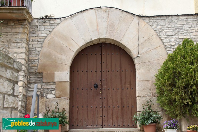 Sant Guim de Freixenet - Cal Sala (La Rabassa) (Foto: Albert Esteves, 2015) Sant Guim de Freixenet - Cal Sala (La Rabassa)