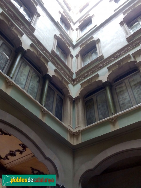 Barcelona - Rambla Catalunya, 78 (Foto: Anna Corcoll, 2015) Barcelona - Rambla Catalunya, 78