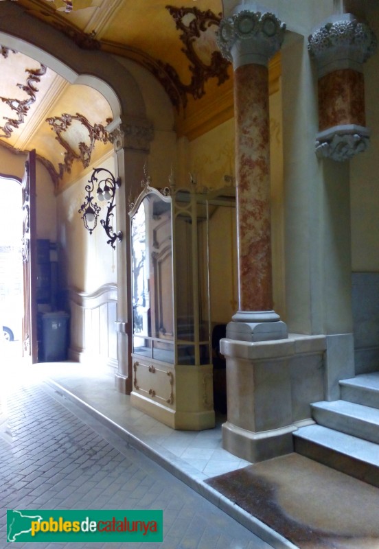 Barcelona - Rambla Catalunya, 78 (Foto: Anna Corcoll, 2015) Barcelona - Rambla Catalunya, 78