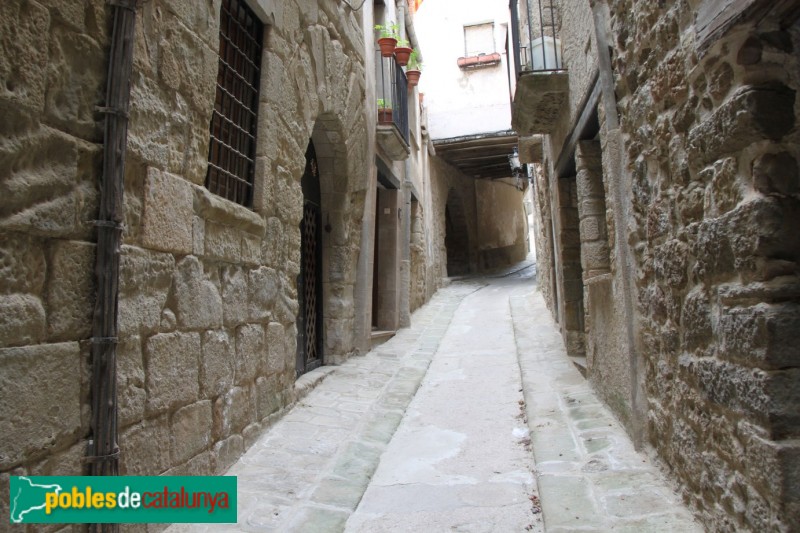 Torà - Portal (Foto: Albert Esteves, 2015) Torà - Portal