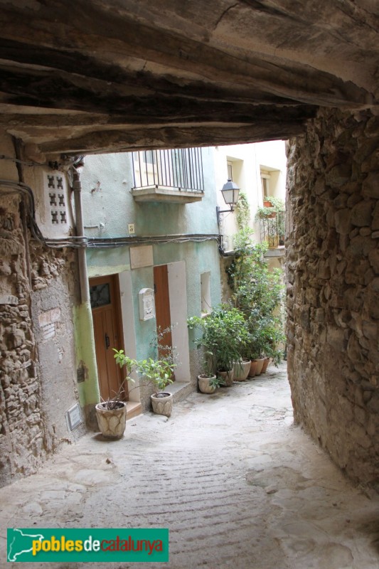 Torà - Pas cobert (Foto: Albert Esteves, 2015) Torà - Pas cobert