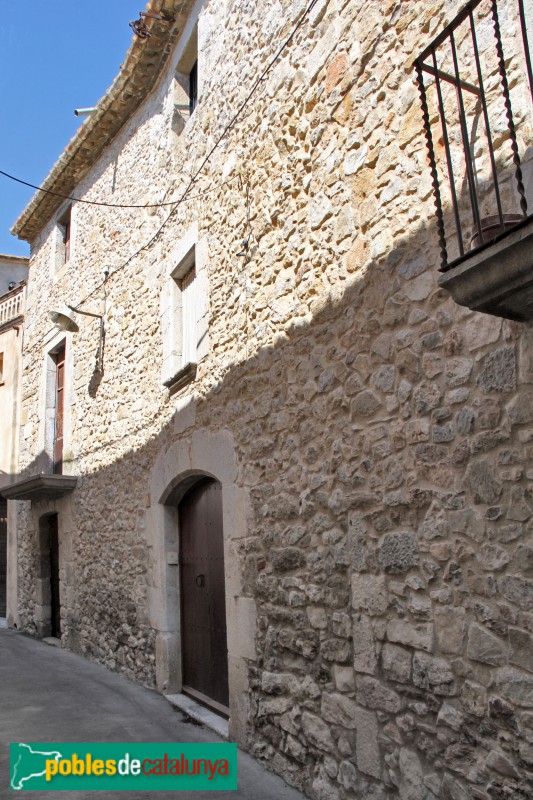 Ullà - Carrer Jeroni Pujol (Foto: Albert Esteves, 2015) Ullà - Carrer Jeroni Pujol