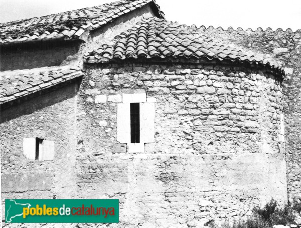 Albons - Església de Sant Cugat (Foto: Badia-Pladevall -Gencat.cat-, 1985) Albons - Església de Sant Cugat