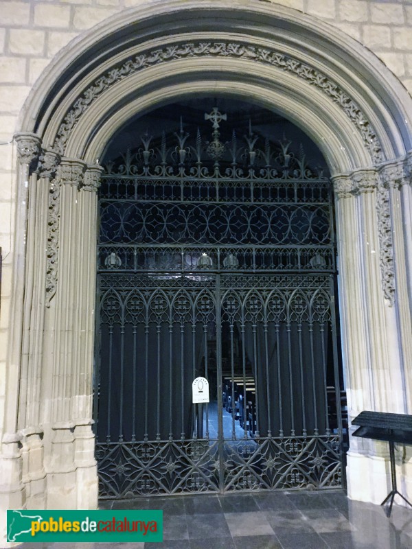 Barcelona - Església de Sant Jaume. Porta interior
