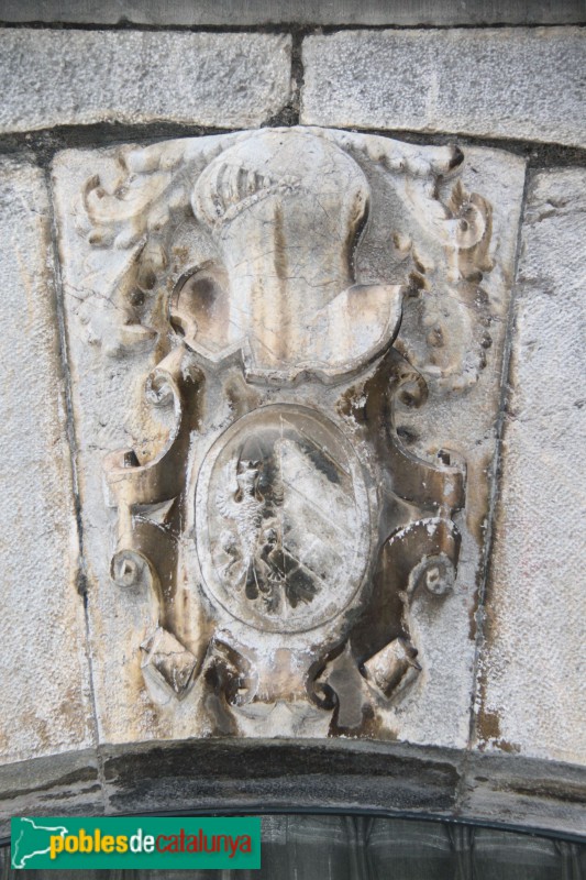 Torroella de Montgrí - Palau Solterra, façana del carrer Hospital (Foto: Albert Esteves, 2015) Torroella de Montgrí - Palau Solterra, façana del carrer Hospital