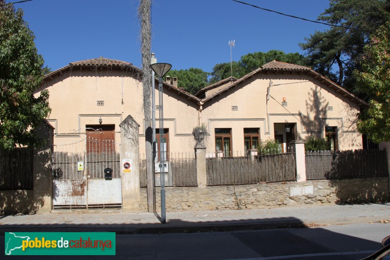 Castellterçol - Xalets a la ctra. de Granera (Foto: Albert Esteves, 2015) Castellterçol - Xalets a la ctra. de Granera