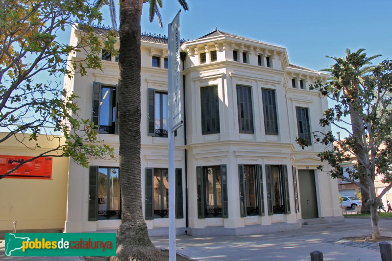 El Prat - Torre Muntadas (Foto: Albert Esteves, 2015) El Prat - Torre Muntadas