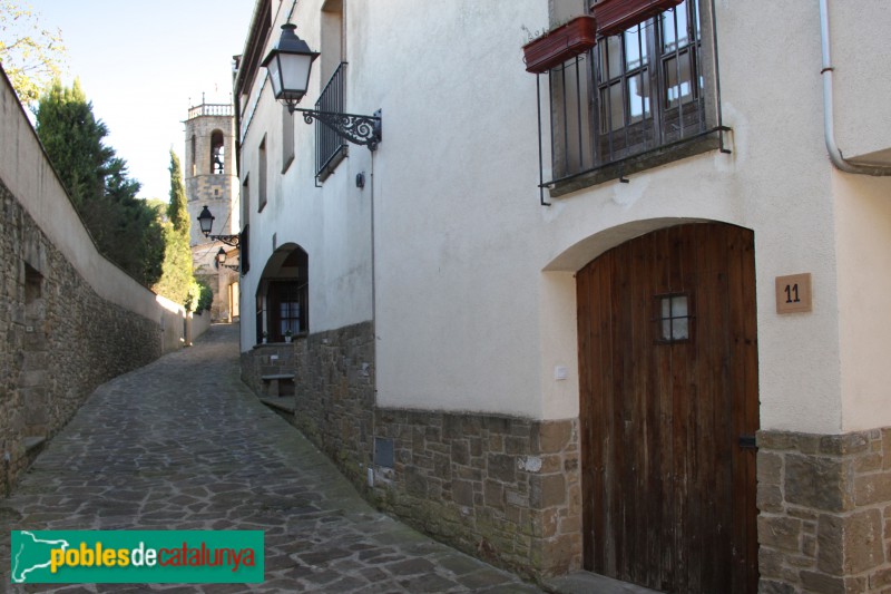 Sant Quirze Safaja - Carrer Major (Foto: Albert Esteves, 2015) Sant Quirze Safaja - Carrer Major