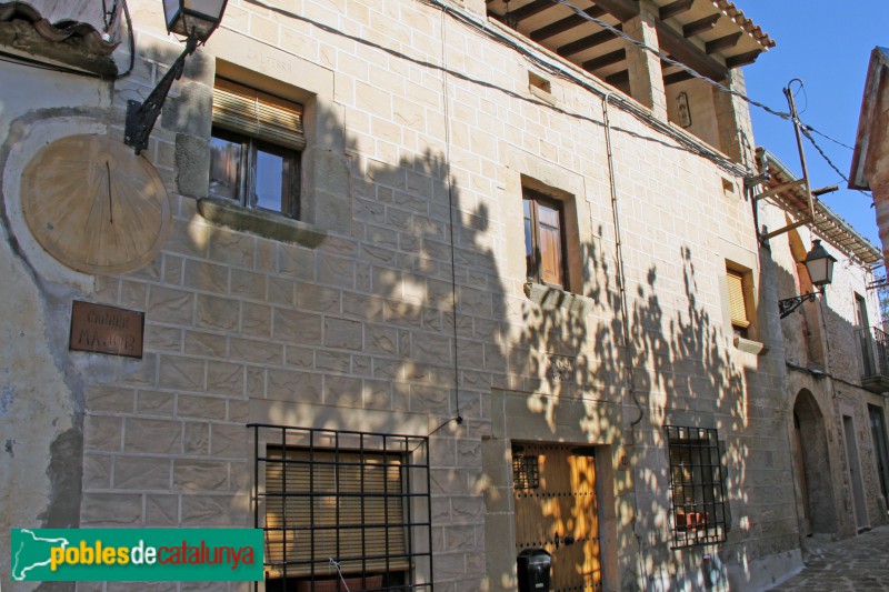 Sant Quirze Safaja - Carrer Major (Foto: Albert Esteves, 2015) Sant Quirze Safaja - Carrer Major