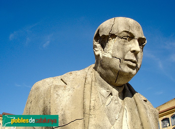 Barcelona - Cementiri de les Corts,sepulcre Damià Martí (Foto: Alfons Martín, 2015) Barcelona - Cementiri de les Corts,sepulcre Damià Martí