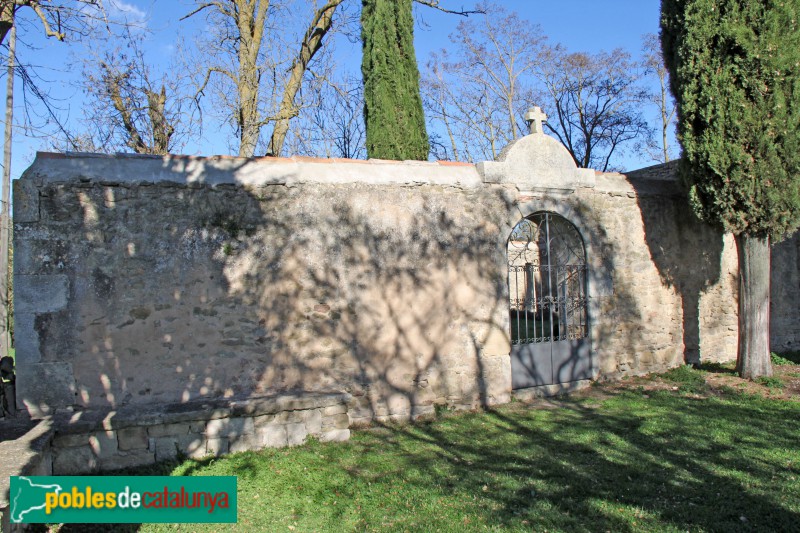 Castellcir - Santa Coloma Sasserra, cementiri (Foto: Albert Esteves, 2015) Castellcir - Santa Coloma Sasserra, cementiri