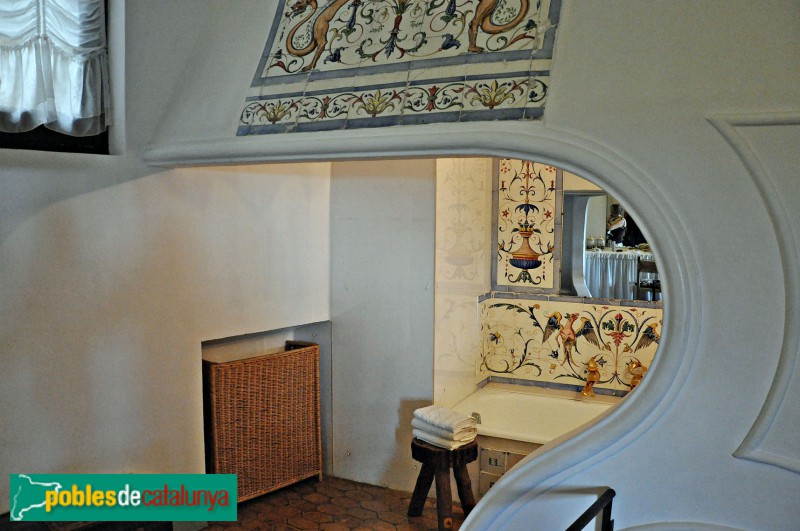 La Pera - Museu Gala-Dalí (Púbol) (Foto: Alberto González Rovira, 2013) La Pera - Museu Gala-Dalí (Púbol)