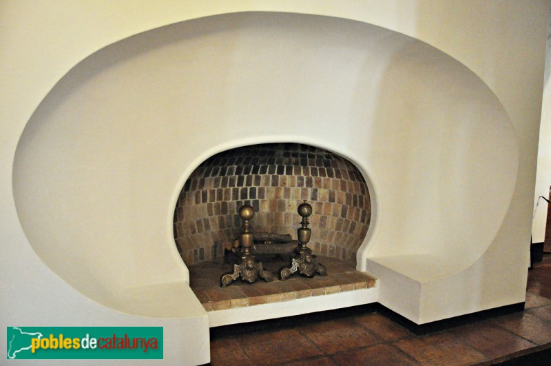 La Pera - Museu Gala-Dalí (Púbol) (Foto: Alberto González Rovira, 2013) La Pera - Museu Gala-Dalí (Púbol)