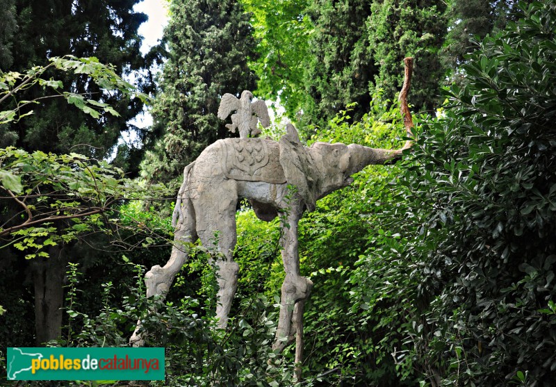 La Pera - Museu Gala-Dalí (Púbol) (Foto: Alberto González Rovira, 2013) La Pera - Museu Gala-Dalí (Púbol)
