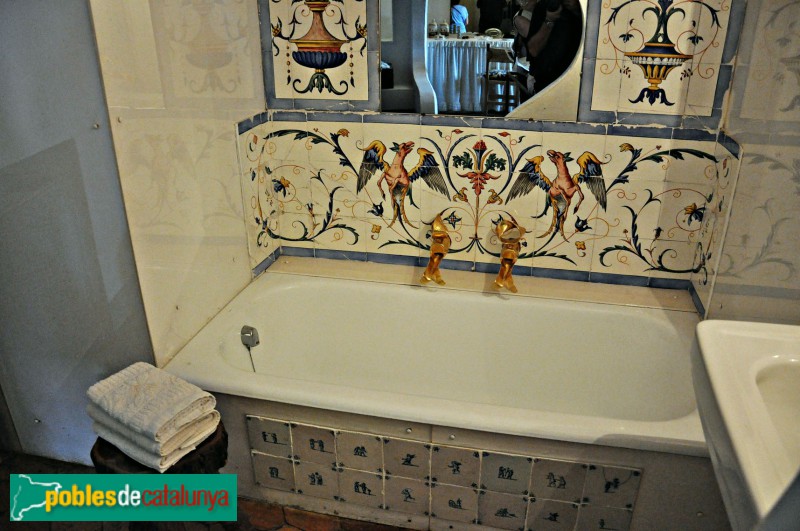 La Pera - Museu Gala-Dalí (Púbol) (Foto: Alberto González Rovira, 2013) La Pera - Museu Gala-Dalí (Púbol)