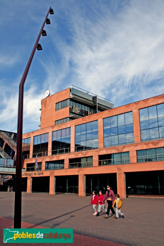 Gavà - Ajuntament (Foto: <i>Alfred Abad</i>, 2010) Gavà - Ajuntament