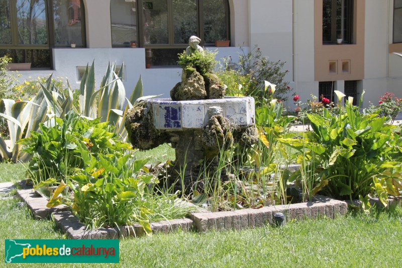 Sant Feliu de Llobregat - Residència Santa Teresa (Foto: Albert Esteves, 2016) Sant Feliu de Llobregat - Residència Santa Teresa