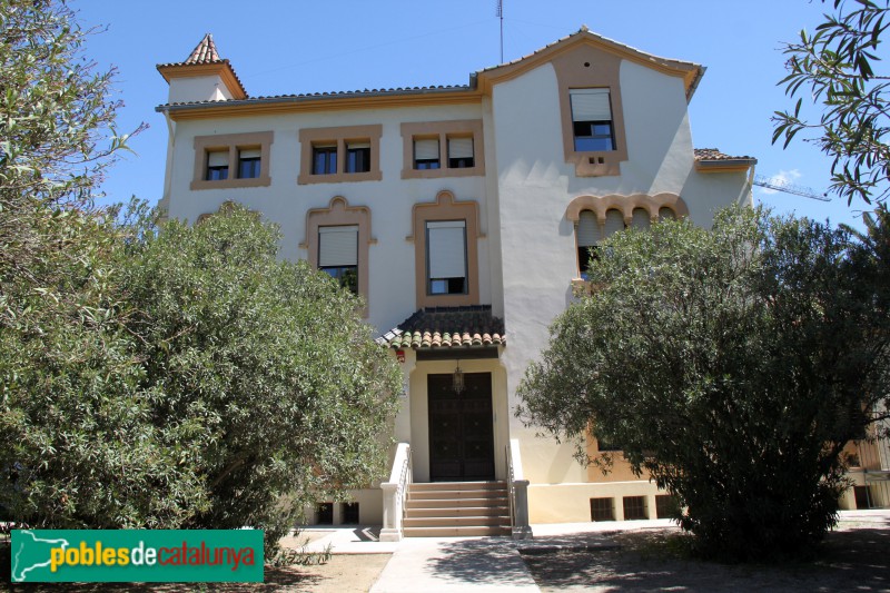 Sant Feliu de Llobregat - Residència Santa Teresa (Foto: Albert Esteves, 2016) Sant Feliu de Llobregat - Residència Santa Teresa