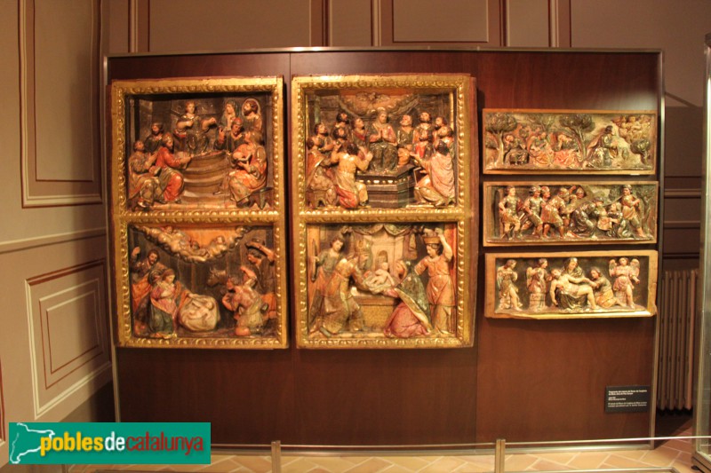 Moià - Museu Rafael Casanova: fragments del retaule del Roser de l'església de Santa Maria, obra de Pau Sunyer (segle XVI) (Foto: Albert Esteves, 2016) Moià - Museu Rafael Casanova: fragments del retaule del Roser de l'església de Santa Maria, obra de Pau Sunyer (segle XVI)