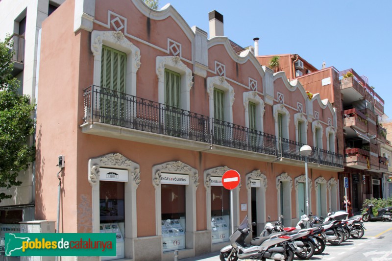 Sant Just Desvern - Cases Oliveras Sopena (Foto: Albert Esteves, 2016) Sant Just Desvern - Cases Oliveras Sopena