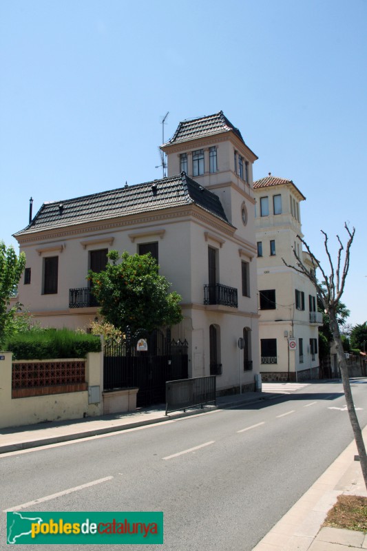 Sant Just Desvern - Cases Bassols i Solé (Foto: Albert Esteves, 2016) Sant Just Desvern - Cases Bassols i Solé