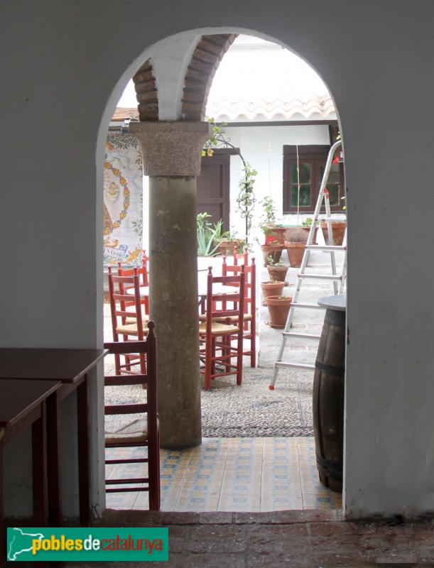 Barcelona - Poble Espanyol, pati andalús (Foto: Albert Esteves, 2016) Barcelona - Poble Espanyol, pati andalús