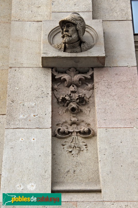 Barcelona - Edifici de Transmediterrània (Foto: Albert Esteves, 2016) Barcelona - Edifici de Transmediterrània